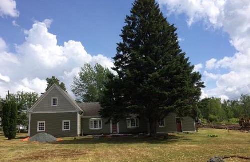 Nelson Miramichi Hotel | Governor's Mansion Inn