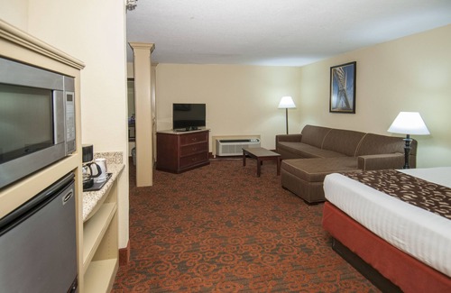 Wheatland Hotel | Governor's Suites Hotel Oklahoma City Airport Area