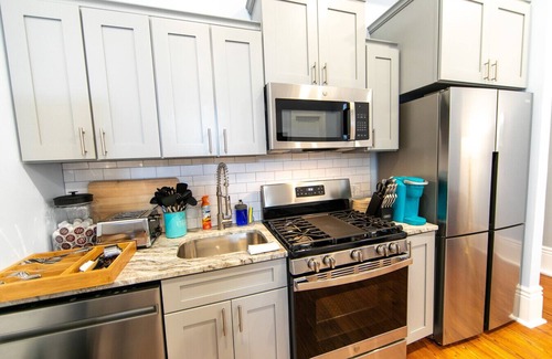 Treme Apartment | Governors Apartment - Historic Getaways