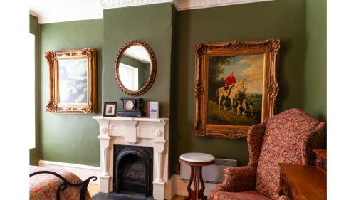 Cimarron Hotel | Governors Room - Historic Hotel