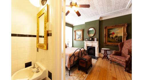 Cimarron Hotel | Governors Room - Historic Hotel
