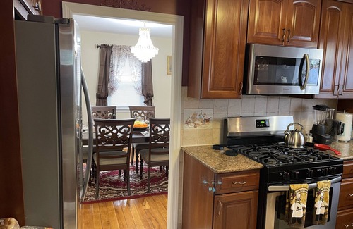 Hempstead House | Governors Villa: A New York Governor Lived Here