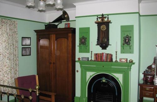 Downtown St. John's Bed & Breakfast | Gower Manor Historic Bed & Breakfast