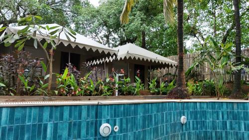 Arambol Hotel | Goya Gate Beach Resort