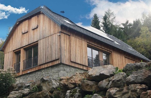 Semic Villa | Gozdna vila Sredgora