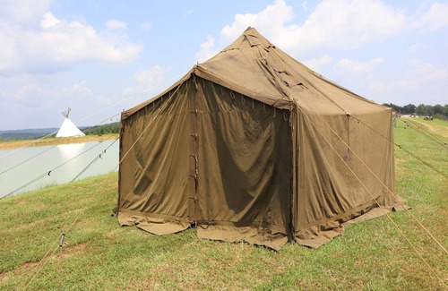 Lynx RV Rental | GP Military Tent - Custer