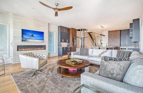 Isle of Palms House | GP58: 58 Grand Pavilion