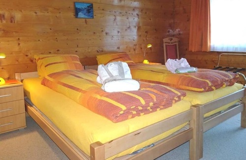 Graechen Apartment | Grächen CH: 5-room apartment with mountain view 4 - 9 people (incl. Parking spot)