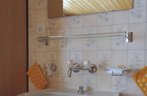 Graechen Apartment | Grächen CH: 5-room apartment with mountain view 4 - 9 people (incl. Parking spot)
