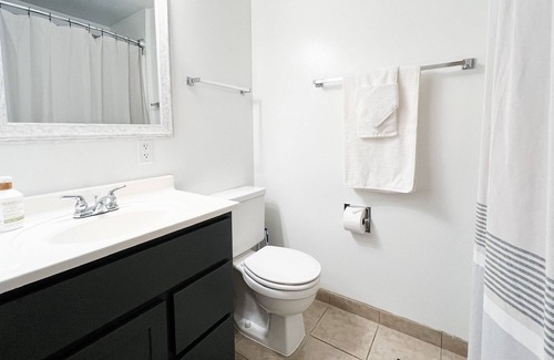 Wyoming Apartment | GR Escape,Near Downtown,Close to All