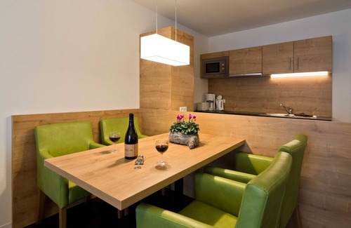 Feldberg Apartment | GRA-307 - Two-room apartment with whirlpool (HT) - Residence Grafenmatt 3.1