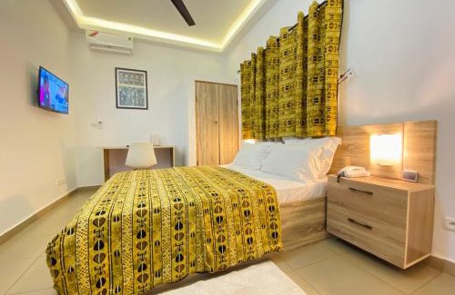 Lome Hotel | GRACE LODGE