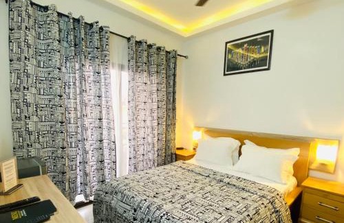 Lome Hotel | GRACE LODGE