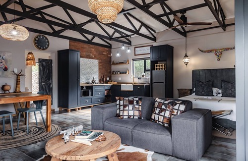 Marloth Park Ski Chalet | Grace of Africa, Chestnut Suite, Kruger National Park Accommodation