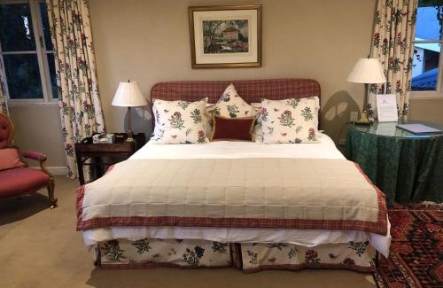 Greater Johannesburg Metropolitan Area House | Grace on Argyle, full solar suite in Sandton