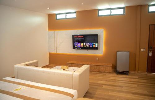 Bahan Hotel | Grace Pho Sein Hotel