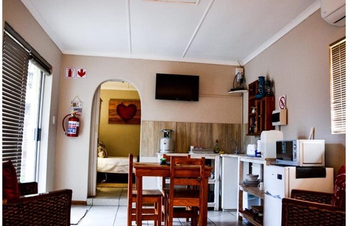 Beaufort West House | GRACE'S PLACE