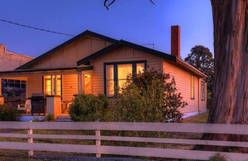 Smithton House | Grace's Spa Cottage