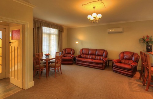 Smithton House | Grace's Spa Cottage