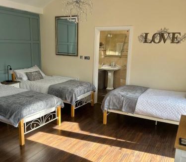 Sutton Cross Bed & Breakfast | Gracefield
