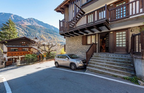 Courmayeur Apartment | Graceful Apartment In Courmayeur, Courmayeur, Italy