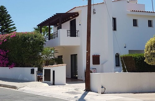 Emba Villa | Gracelands Emba, Paphos, Located in a small Cypriot Village