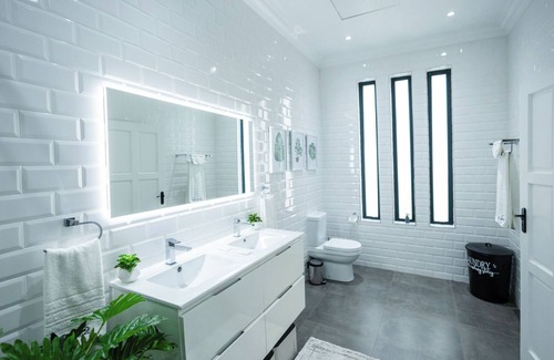 Benoni Hotel | Gracia de Dios