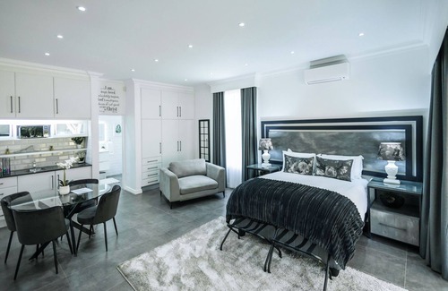 Benoni Hotel | Gracia de Dios