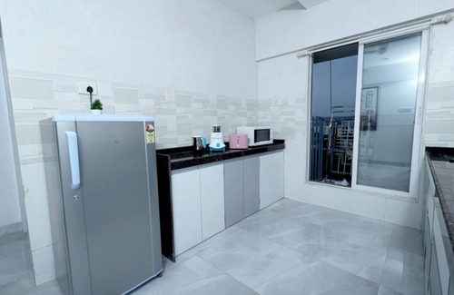 Vile Parle Apartment | Gracious Living Apartment - Mumbai Airport