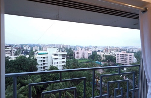 Vile Parle Apartment | Gracious Living Apartment - Mumbai Airport