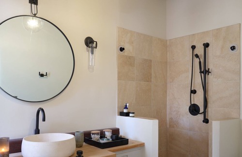 Santa Fe House | Graciously Renovated Adobe Ranch house in the heart of Tesuque!