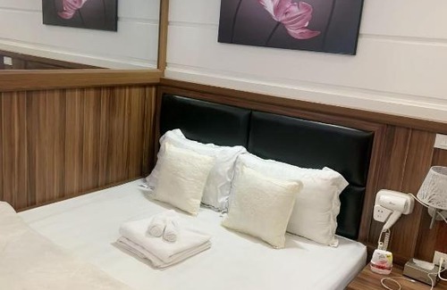 Thanh Tri Hotel | GRAD Dai Thanh Motel