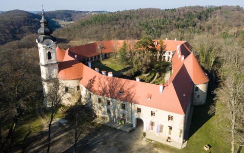 Tisina House | Grad Goričko