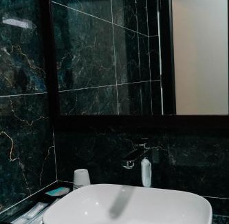 Ha Dong Apartment | GRAD Queen Urban Mo Lao