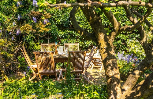 Burnham Market House | Grade II listed 6 bed Georgian House with walled gdn & parking