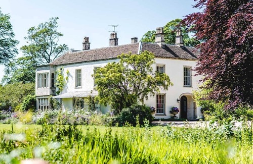 Kingscote House | Grade II Listed Regency House
