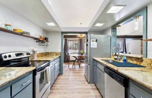 Graeagle House | Graeagle Meadows Luxury Pet Friendly Modern A/C