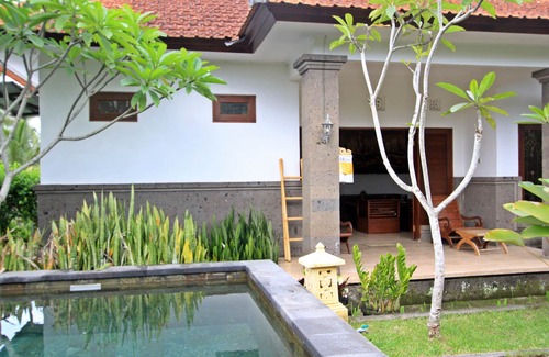 Kemenuh Villa | Graha Rusni Villa - 2 Bedroom villa - Rice paddys view
