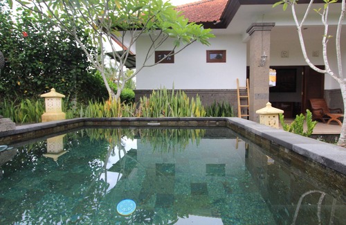 Kemenuh Villa | Graha Rusni Villa - 2 Bedroom villa - Rice paddys view
