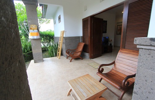 Kemenuh Villa | Graha Rusni Villa - 2 Bedroom villa - Rice paddys view