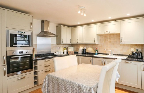 Sconser Cottage | GRAMARYE COTTAGE, character holiday cottage in Portree