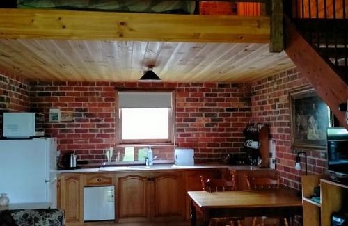 Moutajup House | Grampians Historic Tobacco Kiln