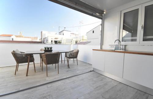 La Seu Apartment | Gran apartamento con Terraza cerca a las Torres de Serrano