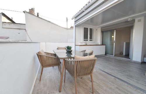 La Seu Apartment | Gran apartamento con Terraza cerca a las Torres de Serrano