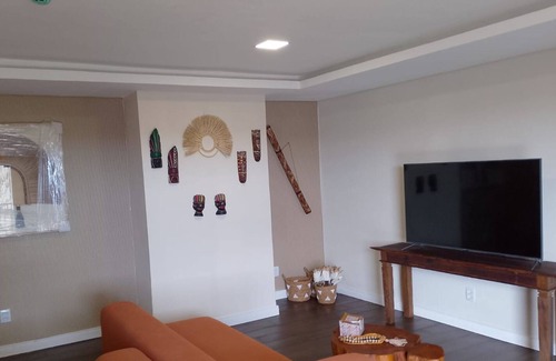 Campos do Jordao Apartment | Gran Paradiso - Pool and mountain view