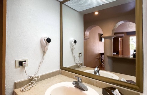 Marfil Hotel | Gran Plaza Hotel & Convention Center