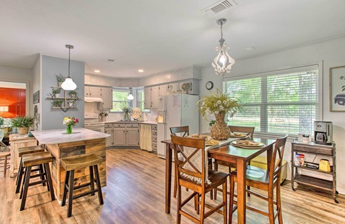 Sulphur Bluff House | 'Gran's Getaway' - Peaceful Texas Retreat
