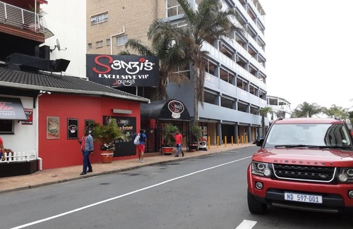 Margate Beach Apartment | Granada 105