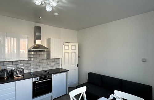North Shore Apartment | Granada Apartments Holmfield Rd flat 1 ground floor