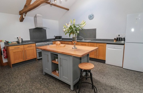 Bellingham Cottage | GRANARY COTTAGE, family friendly, with open fire in Bellingham